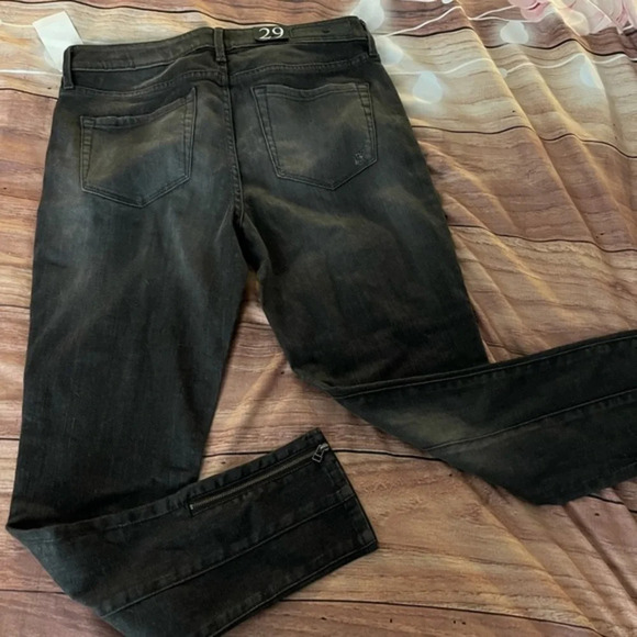 Treasure & Bond – 'Retro' Skinny Jeans - Picture 7 of 10